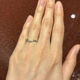 【JEWELRY  KAMATA(ジュエリーかまた)の口コミ】 自分の中ではストレートタイプの丸型のシンプルなデザインがいいなと思っ…