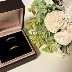 【アイプリモ(I-PRIMO)の口コミ】 リングのライン上に施された模様が、実はハート型になっていることに、細…