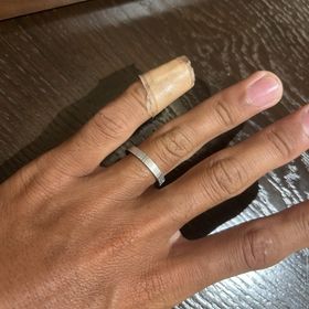 【TANZO.(鍛造指輪)の口コミ】 鍛造製法のため、あまりデザインの幅が広く無いと思っていたが、選べるデ…