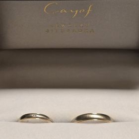 【Cayof(カヨフ)の口コミ】 ツートンカラーにして、さりげなく縁を金色にしました。
メインとなるとこ…