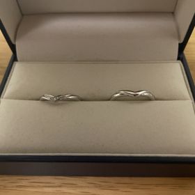【GALA JEWELRY(ガラジュエリー)の口コミ】 結婚指輪をGALAで選んで本当に良かったです。私が購入した指輪は、シンプ…