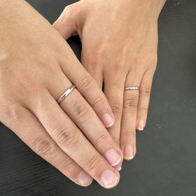 【アイプリモ(I-PRIMO)の口コミ】 デザインが素晴らしい。男性はシンプルで女性はシンプルながらもダイヤの…