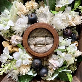 【鎌倉彫金工房の口コミ】 素材、幅、デザイン、加工全て2人で決められる特別な結婚指輪。

あらかじ…