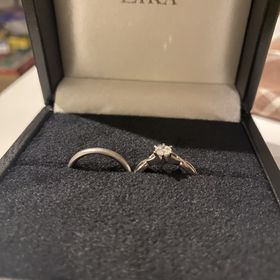 【EIKA(エイカ)の口コミ】 歳を重ねても使いやすいデザインが決め手でした。
リングの計上のバリエー…