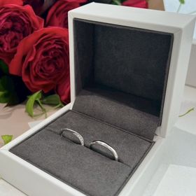 【PORTADA(ポルターダ)】の口コミ ウェーブが綺麗で可愛い指輪です。ダイヤが沢山で可愛いです。自分からも相...