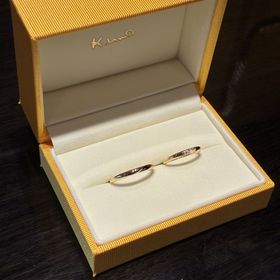 【ケイウノ ブライダル(K.UNO BRIDAL)の口コミ】 デザインの由来となる名前が気に入って購入を決定しました。２人の名前が…