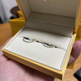 【ケイウノ ブライダル(K.UNO BRIDAL)の口コミ】 シンプルなデザインにつや消しでアクセントをつけていただきました。
幅も…