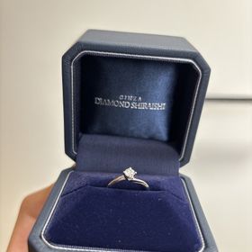 【銀座ダイヤモンドシライシの口コミ】 価格も非常に良くシンプルなデザインです。シンプルなデザインが好きな人…