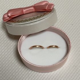 【insembre(インセンブレ)の口コミ】 シンプルですが、少しデザインも入っていて飽きがこないデザインが気に入…