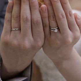 【4℃ BRIDAL(ヨンドシーブライダル)】の口コミ 沢山のデザインにそれぞれのモチーフについている商品名があります。私が購...