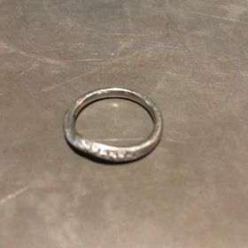 【俄(にわか)の口コミ】 指輪のコンセプトが気に入りました。上の選択肢に「祈り」がなかったので…