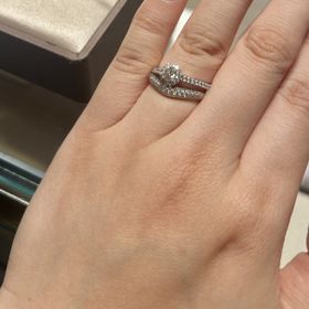 【ブルガリ(BVLGARI)の口コミ】 フェディ ウェディング・リング。豪華にパヴェダイヤモンドを配したプラチ…