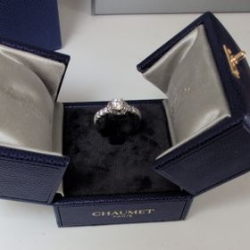 【ショーメ(CHAUMET)】の口コミ 他のブランドにはない優美で独創的なデザインに一目惚れしたのが決め手です...