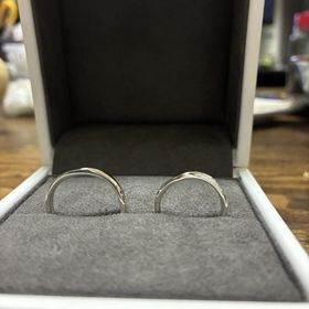 【COEUR D'OR(クゥドール)の口コミ】 ダイヤモンドの透明感と輝きが想像以上に美しく、光の当たり方によって表…