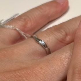 【TRECENTI(トレセンテ)の口コミ】 男性用の指輪にもダイヤモンドが欲しいことを伝えると、このデザインをお…