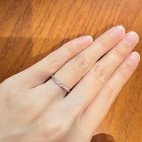 【I's stone(アイズストーン)】の口コミ 指輪のデザインはシンプルで品のあるものが多く取り揃えられています。プラ...