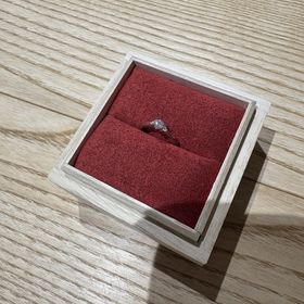 【出雲結(いずもゆい)の口コミ】 ダイヤモンドの質が良く、デザインもシンプルだが作り方が繊細。普段使い…