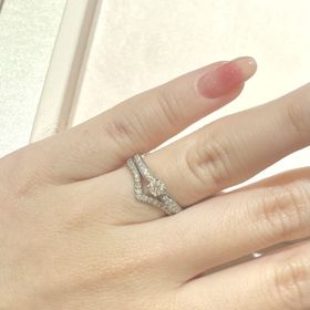 【ティファニー(Tiffany & Co.)の口コミ】 漠然と婚約、結婚指輪はTiffanyのイメージが強かったのと、Tiffanyブルー…