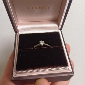 【アイプリモ(I-PRIMO)の口コミ】 デザインも良く彼女にもとても喜んでもらえました。初めは悩んでいました…