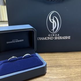 【銀座ダイヤモンドシライシの口コミ】 価格が手頃でも着け心地もよく見た目もシンプルでよかったです。光沢もあ…