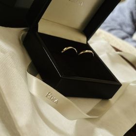 【EIKA(エイカ)の口コミ】 シンプルなデザインで普段使いをしやすく、何年経ってもずっと付けていら…