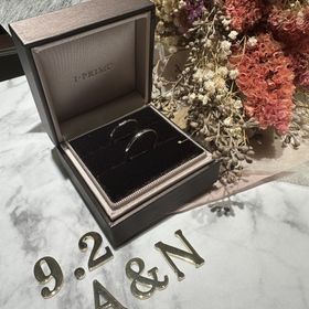 【アイプリモ(I-PRIMO)の口コミ】 デザインは曲線を選ばせていただき女性側はダイヤモンド付きのやつを選ば…