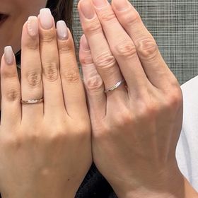 【アイプリモ(I-PRIMO)の口コミ】 肌なじみがいい色と、さりげなく宝石が入っているところ。
何度も試し着け…