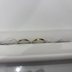 【nocur(ノクル)の口コミ】 シルバーとゴールドの配色で他にはない特別な感じがよかった。シンプルか…