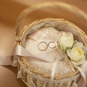 【銀座ダイヤモンドシライシの口コミ】 海外のハイブランドにも、惹かれましたが
ずっとつけるものだしつけ心地や…