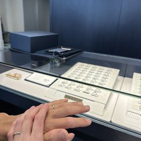 【銀座ダイヤモンドシライシの口コミ】 生涯着けることを考えて開発されている銀座ダイヤモンドシライシ。
プラチ…