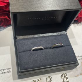 【ラザール ダイヤモンド(LAZARE DIAMOND)の口コミ】 ダイヤがすごく綺麗で、見ていてテンションが上がります。
着け心地も良く…