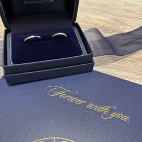 【銀座ダイヤモンドシライシの口コミ】 ブーケは自分が見るより、側面から他の方が見た時の方がキラキラと煌めい…