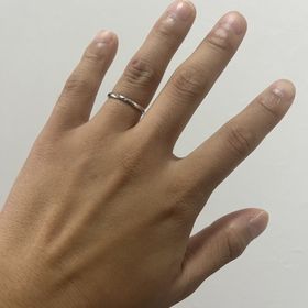 【鎌倉彫金工房の口コミ】 長くつけることを考えてデザインはシンプルにしました！
職場でもつけるこ…