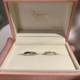 【ケイウノ ブライダル(K.UNO BRIDAL)の口コミ】 お互いの趣味が全く違い、華やかでピンクゴールドが好きな私と、プラチナ…