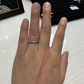 【TRECENTI(トレセンテ)の口コミ】 3箇所みてまわったが、着け心地がもっともよかった。自分の指の形が、指輪…