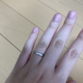 【insembre(インセンブレ)の口コミ】 シンプルですが、着け心地がよく気に入っています。
私と夫でデザインが違…