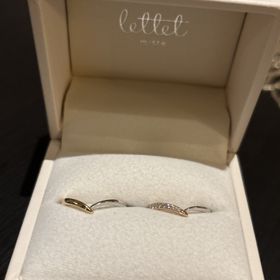 【Lettet mitte(レテットミッテ)の口コミ】 シルバーとゴールドのコンビネーションリングは唯一無二な存在感を示して…