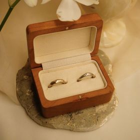 【atelier ST, CAT(アトリエ エスティーキャット)の口コミ】 表裏でシンプルorデザインが出るようにお願いしました。
デザイン部分の盛…