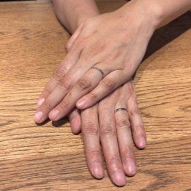 【Flowaves(フロウェーブス)の口コミ】 シンプルで飽きない、洋服を選ばないので、どんなコーディネートでと合わ…