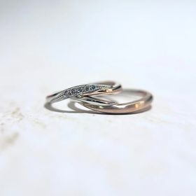 【BELETHE(ベルテ)】の口コミ 指輪の形、ダイヤモンドの色、指輪本体の色、艶消しのヘアライン加工など全...