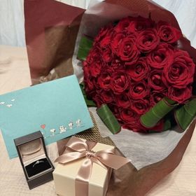 【アイプリモ(I-PRIMO)の口コミ】 花言葉に秘められた感謝という言葉が凄い当てはまりました。相手に対する…