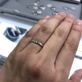 【宝寿堂(ほうじゅどう)の口コミ】 婚約指輪もこちらのお店でお世話になっていたのでご担当の方と一緒に選ん…