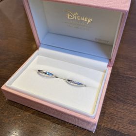 【ケイウノ ブライダル(K.UNO BRIDAL)の口コミ】 シンプルなデザインですが、結婚指輪という特別感がきちんとある指輪だと…