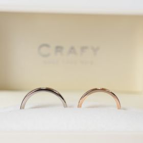 【CRAFY(クラフィ)の口コミ】 全て自分の好きなデザインにしました。珍しいレッドゴールドにし、彫刻も…