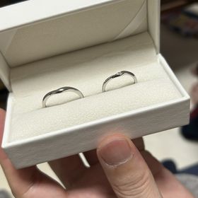 【VERITE(ベリテ)】の口コミ シンプルかつ、女性の方はダイヤモンドがキラキラしていて、普段使いにも、...