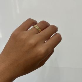 【SIENAROSE(シエナロゼ)の口コミ】 指輪の幅からダイヤの個数、素材感なども全て自分の好みでオーダーできま…