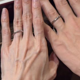 【ケイウノ ブライダル(K.UNO BRIDAL)の口コミ】 人気のブランドだったので今回選ばせていただきました。指輪のデザインも…