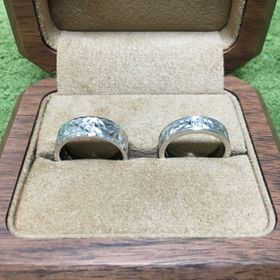 【Makana(マカナ)の口コミ】 ハワイが好きなので、ハワイアンジュエリーでの結婚指輪を探していたとこ…