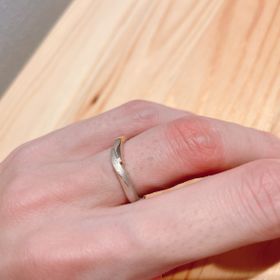 【アイプリモ(I-PRIMO)の口コミ】 プラチナとゴールドでコンビなのですが、ゴールドもそこまで派手ではなく…