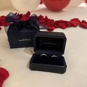 【銀座ダイヤモンドシライシの口コミ】 せっかくならダイヤモンドがたくさん付いており、指輪としてのデザイン性…